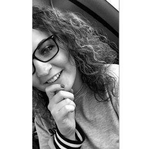 Meet your Posher, Kasi